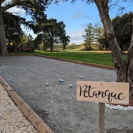 Authentic 4 People With Domaine Lf Hébergement de vacances Villesiscle
